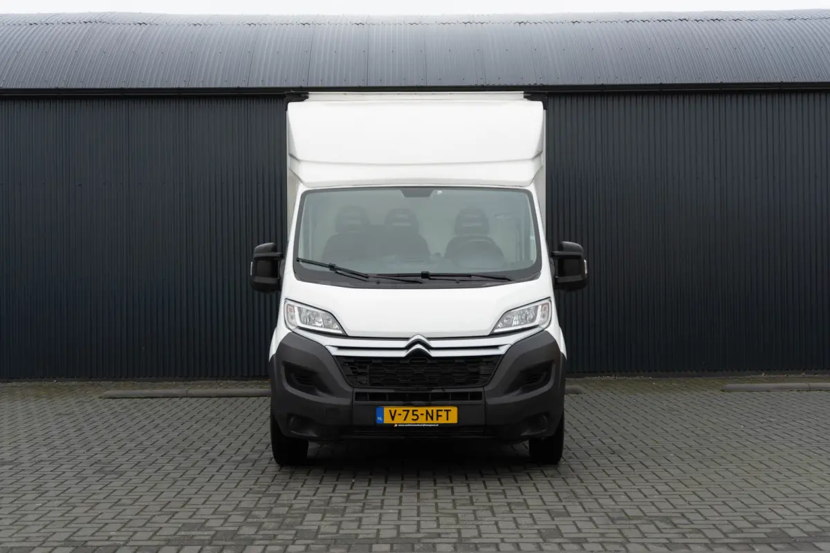 **2.0 BlueHDi | Bakwagen | Uniek laadsysteem | Camera | Cruise | Navi | Airco**