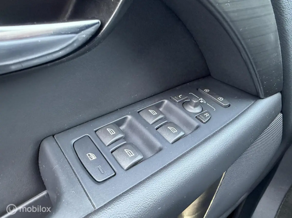 2.0 T4 Dynamic Edition ADAPTIVE CRUISE / NAVI