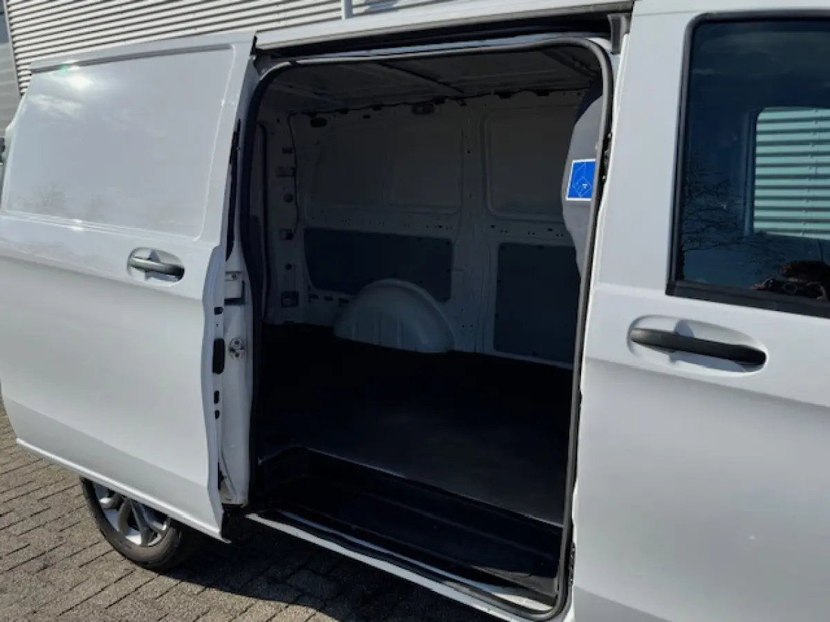 114 CDI Lang,Cruisecontrol,Navigatie,Camera,Lm-velgen, Bluetooth,