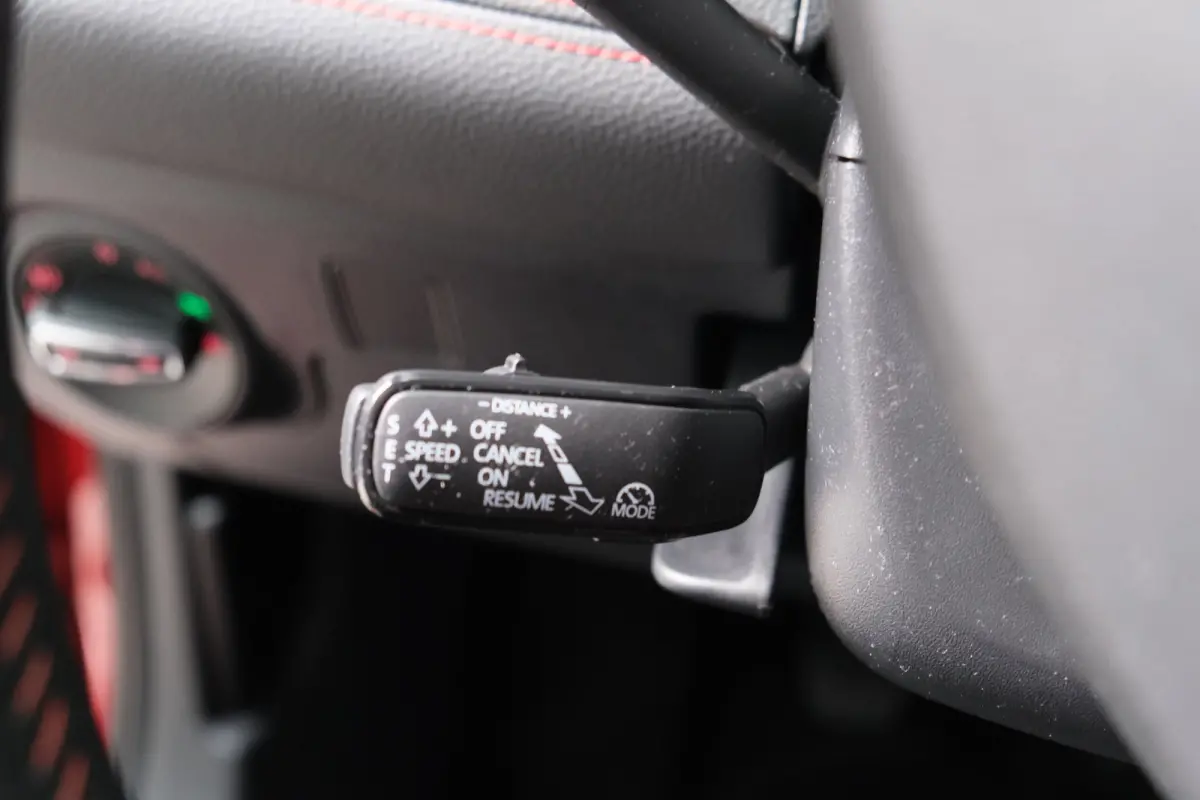 1.0 TSI FR Business Intense Plus - N.A.P. Airco, Navi, Carplay, Camera, Virtual Cockpit, Trekhaak.