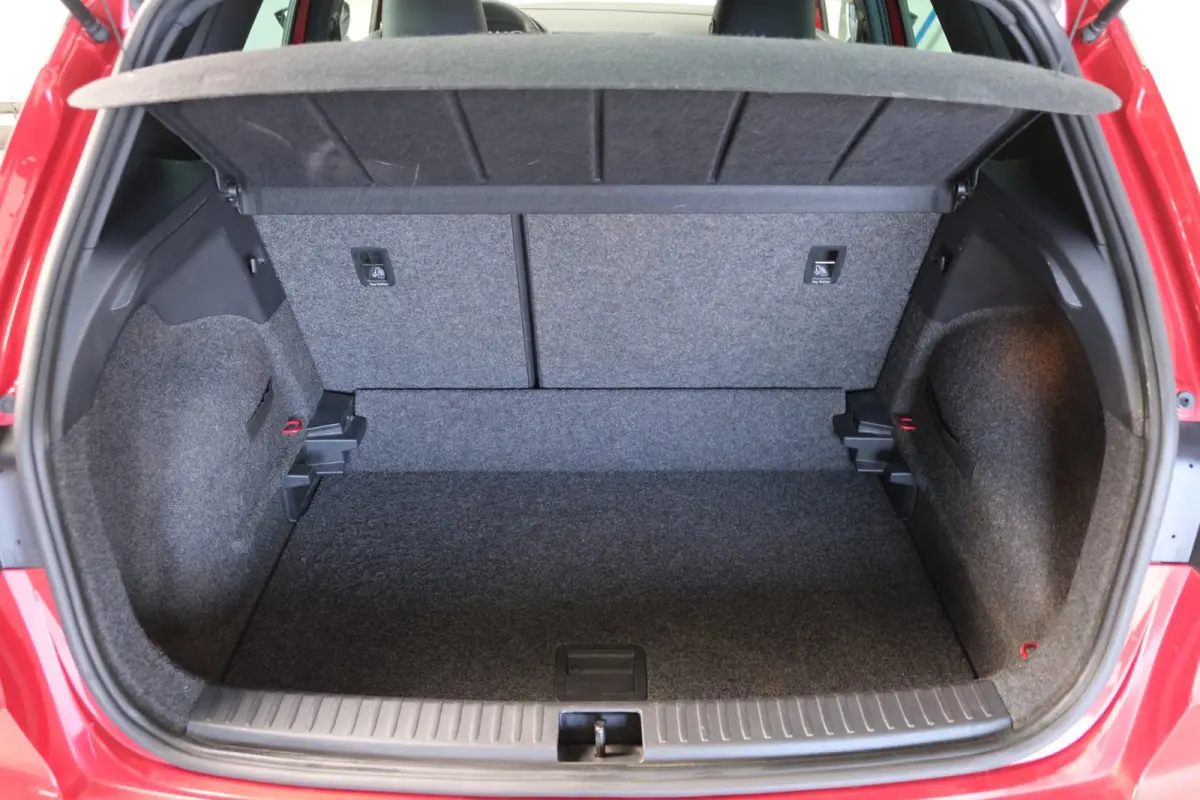 1.0 TSI FR Business Intense Plus - N.A.P. Airco, Navi, Carplay, Camera, Virtual Cockpit, Trekhaak.