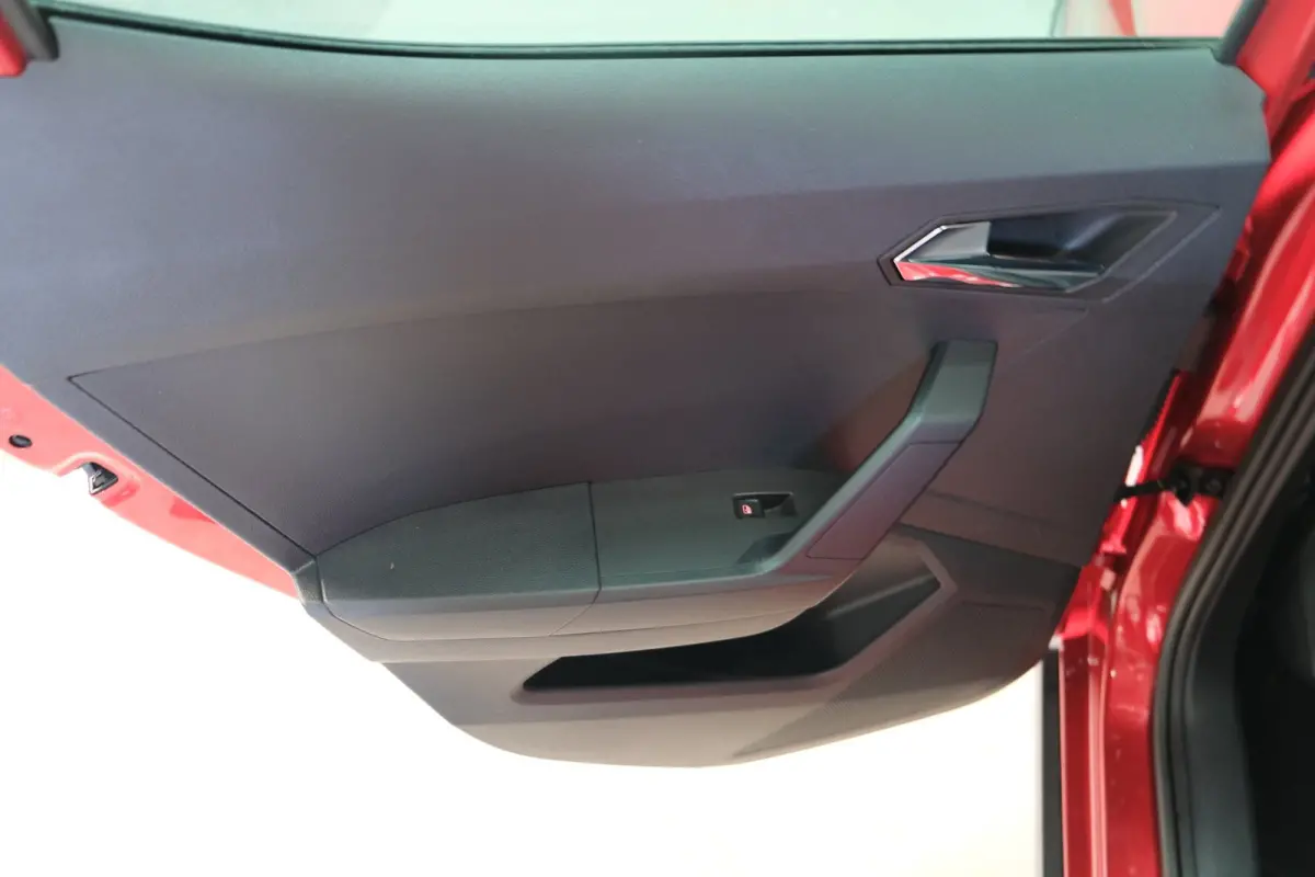 1.0 TSI FR Business Intense Plus - N.A.P. Airco, Navi, Carplay, Camera, Virtual Cockpit, Trekhaak.