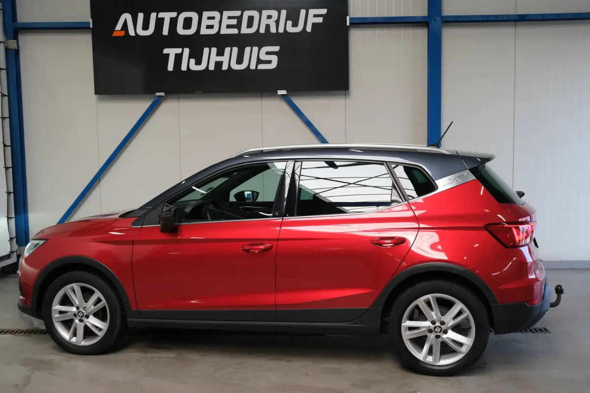 1.0 TSI FR Business Intense Plus - N.A.P. Airco, Navi, Carplay, Camera, Virtual Cockpit, Trekhaak.