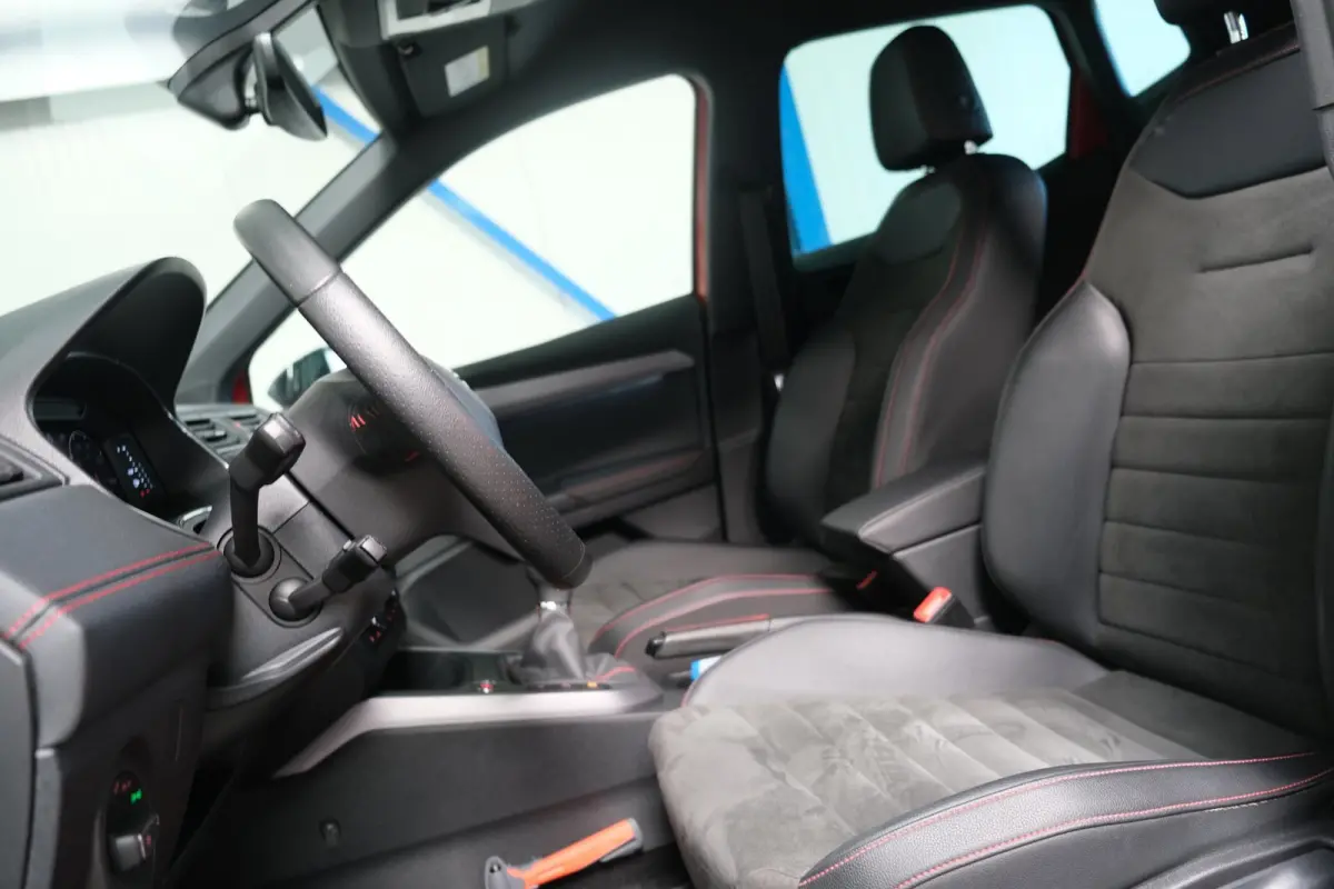 1.0 TSI FR Business Intense Plus - N.A.P. Airco, Navi, Carplay, Camera, Virtual Cockpit, Trekhaak.