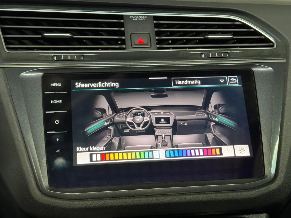 1.4 TSI eHybrid R-Line / Pano / 360 / Led /