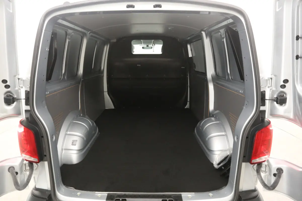 2.0 150PK TDI L1H1 | Automaat | Airco | Cruise | Carplay | Stoelverw. | Parkeersens.