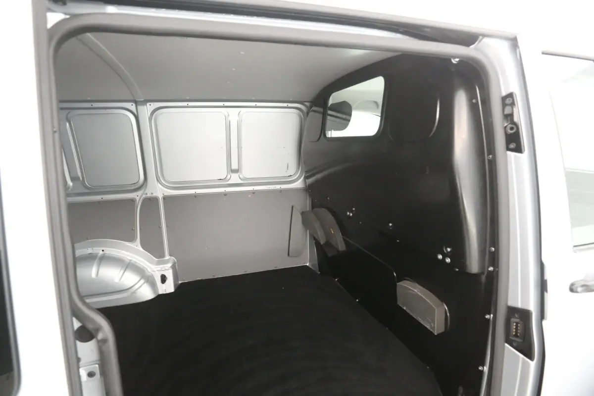 2.0 TDI 150PK L1H1 | Automaat | Airco | Cruise | Carplay | Parkeersens. | Stoelverw.