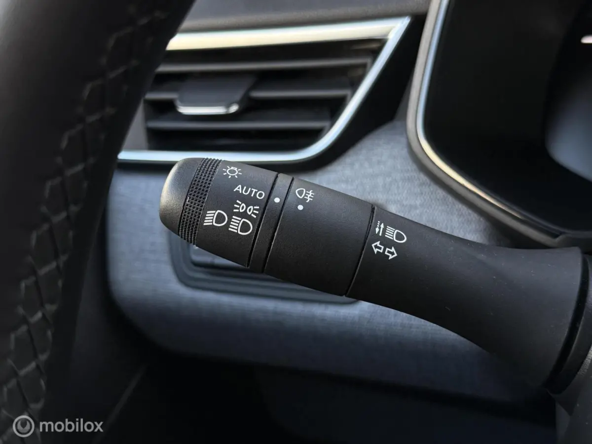 1.0 TCe 90 GPF evolution | Carplay / A.A. | PDC