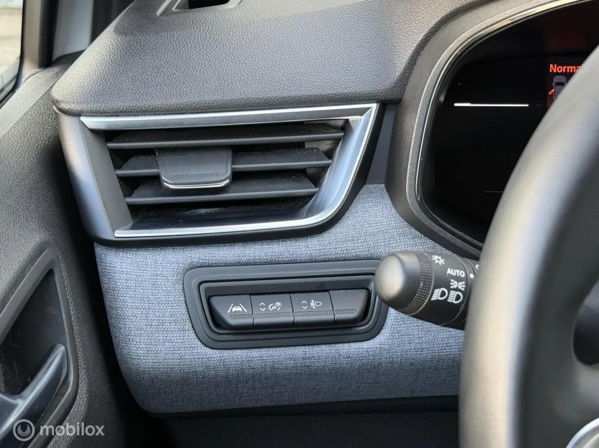 1.0 TCe 90 GPF evolution | Carplay / A.A. | PDC