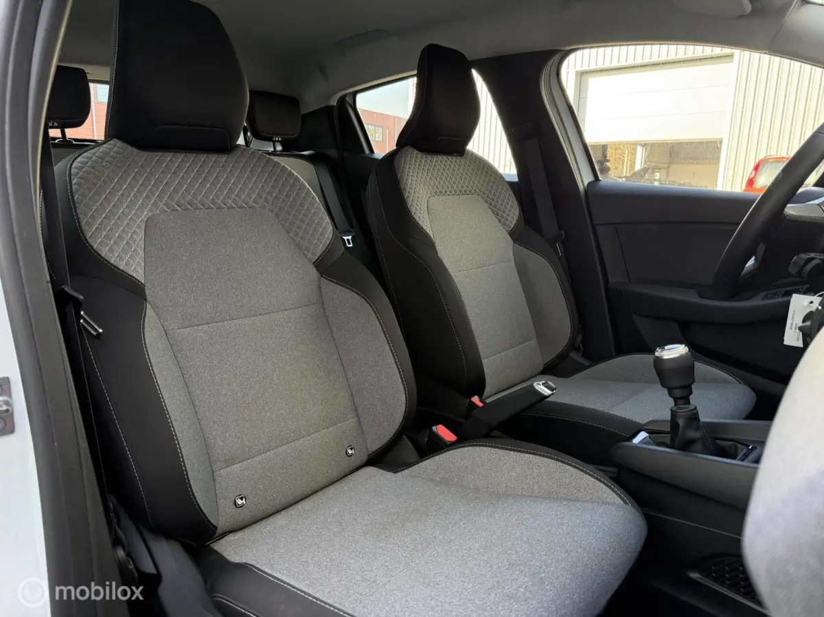 1.0 TCe 90 GPF evolution | Carplay / A.A. | PDC