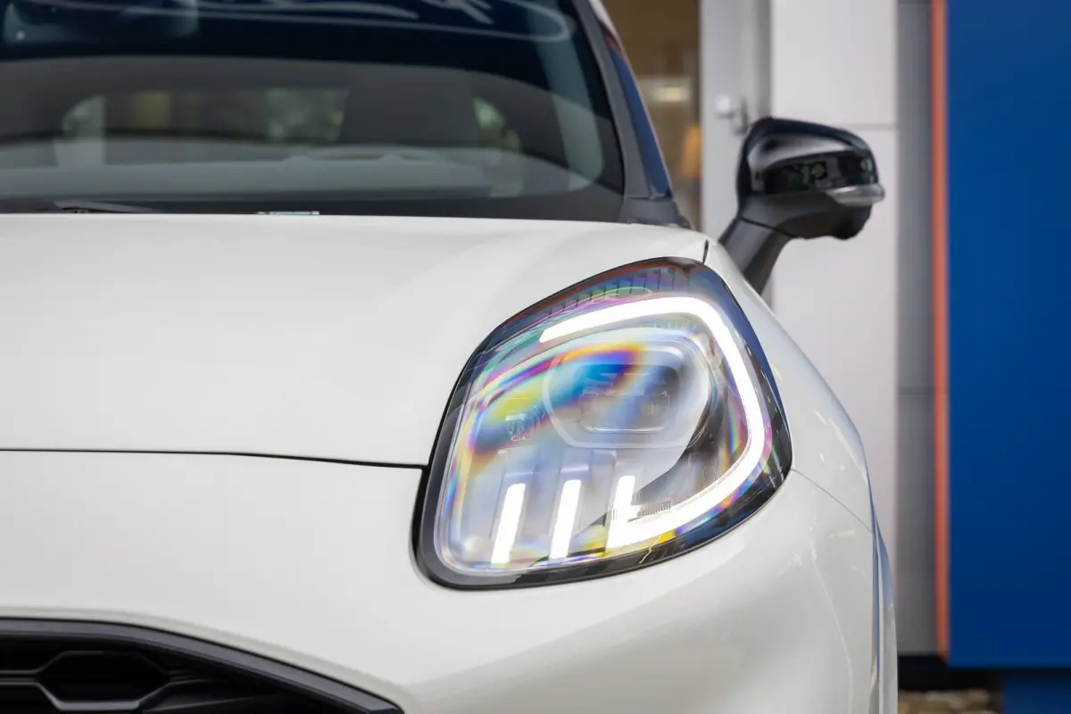 1.0 EcoBoost Sound Edition | High end B&O audio | Cruise adaptief | Matrix LED | Stuur/stoel/voorruit verwarming | Elektrisch bedienbare achterklep | Achteruitrijcamera | Afwijkende dakkleur