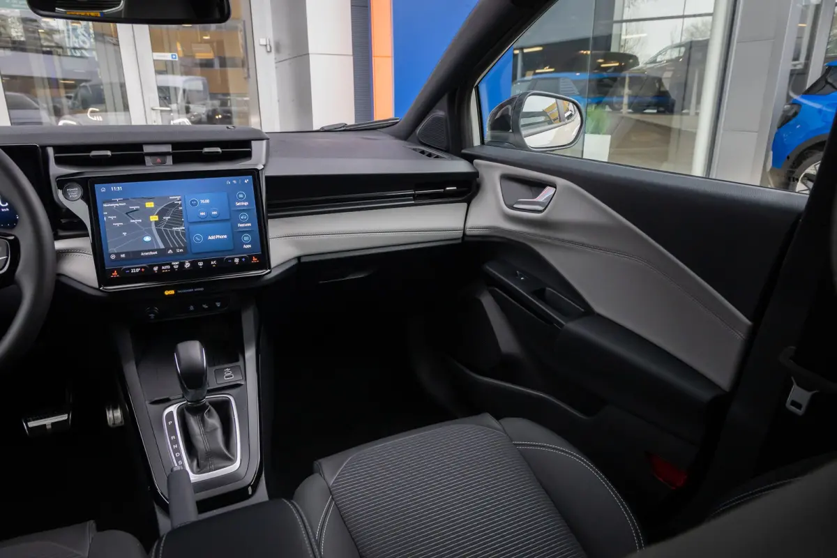 1.0 EcoBoost Sound Edition | High end B&O audio | Cruise adaptief | Matrix LED | Stuur/stoel/voorruit verwarming | Elektrisch bedienbare achterklep | Achteruitrijcamera | Afwijkende dakkleur