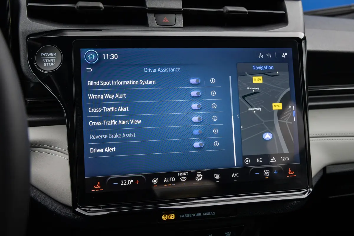 1.0 EcoBoost Sound Edition | High end B&O audio | Cruise adaptief | Matrix LED | Stuur/stoel/voorruit verwarming | Elektrisch bedienbare achterklep | Achteruitrijcamera | Afwijkende dakkleur