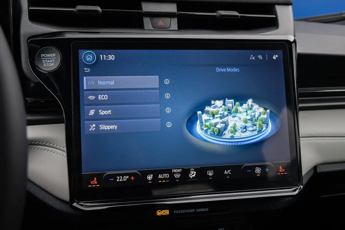 1.0 EcoBoost Sound Edition | High end B&O audio | Cruise adaptief | Matrix LED | Stuur/stoel/voorruit verwarming | Elektrisch bedienbare achterklep | Achteruitrijcamera | Afwijkende dakkleur