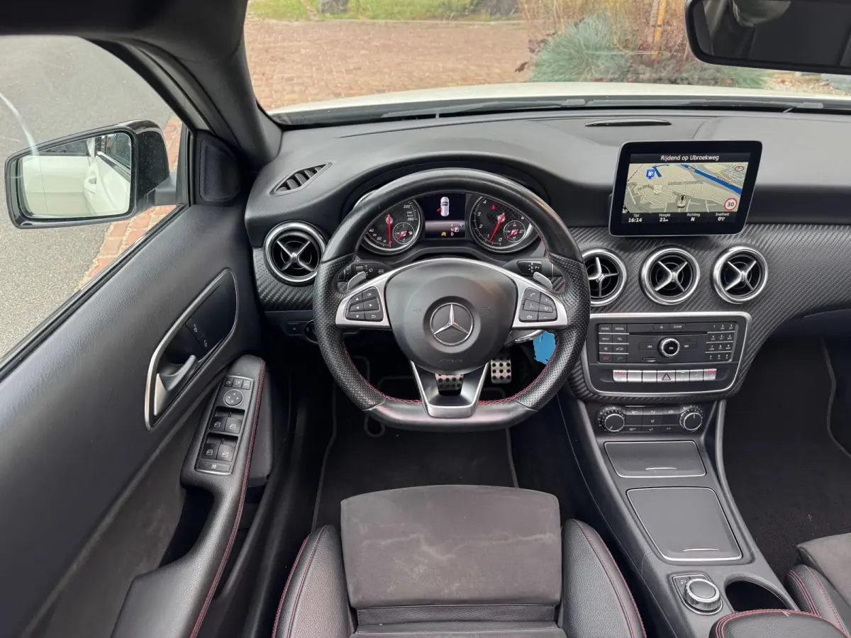 180 AMG Night Edition Plus|Pano|Automaat|