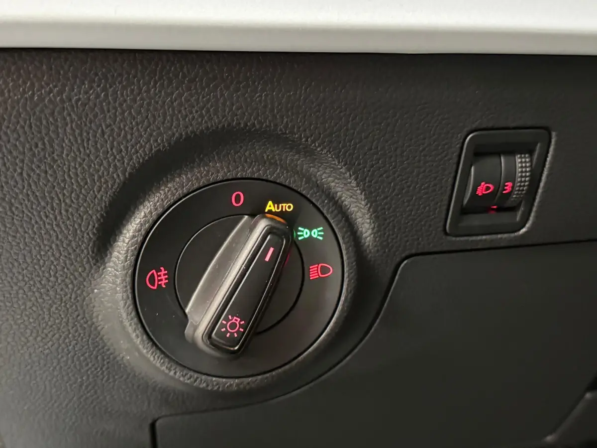 1.0 TSI Style Navi, Stoel/Verwarming, Cruise Control
