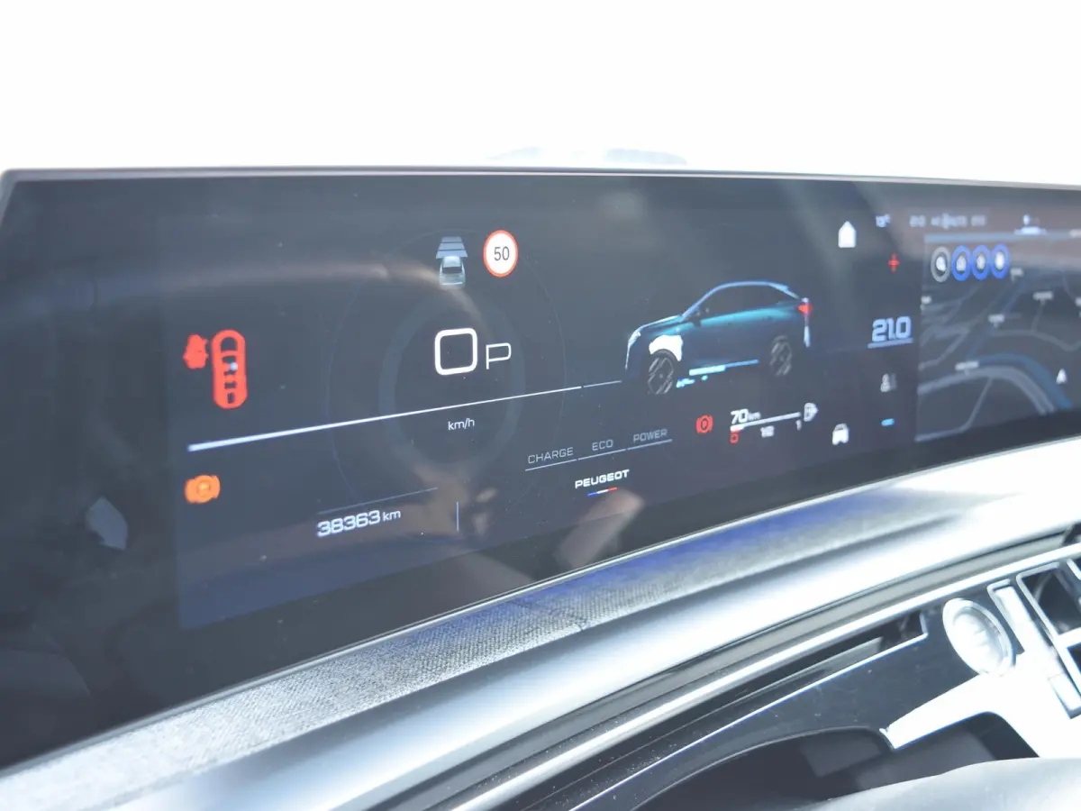 1.2 Hybrid 136 GT NAVIGATIE & CARPLAY | ACHTERUITRIJCAMERA MET SENSOREN | E.C.C. |