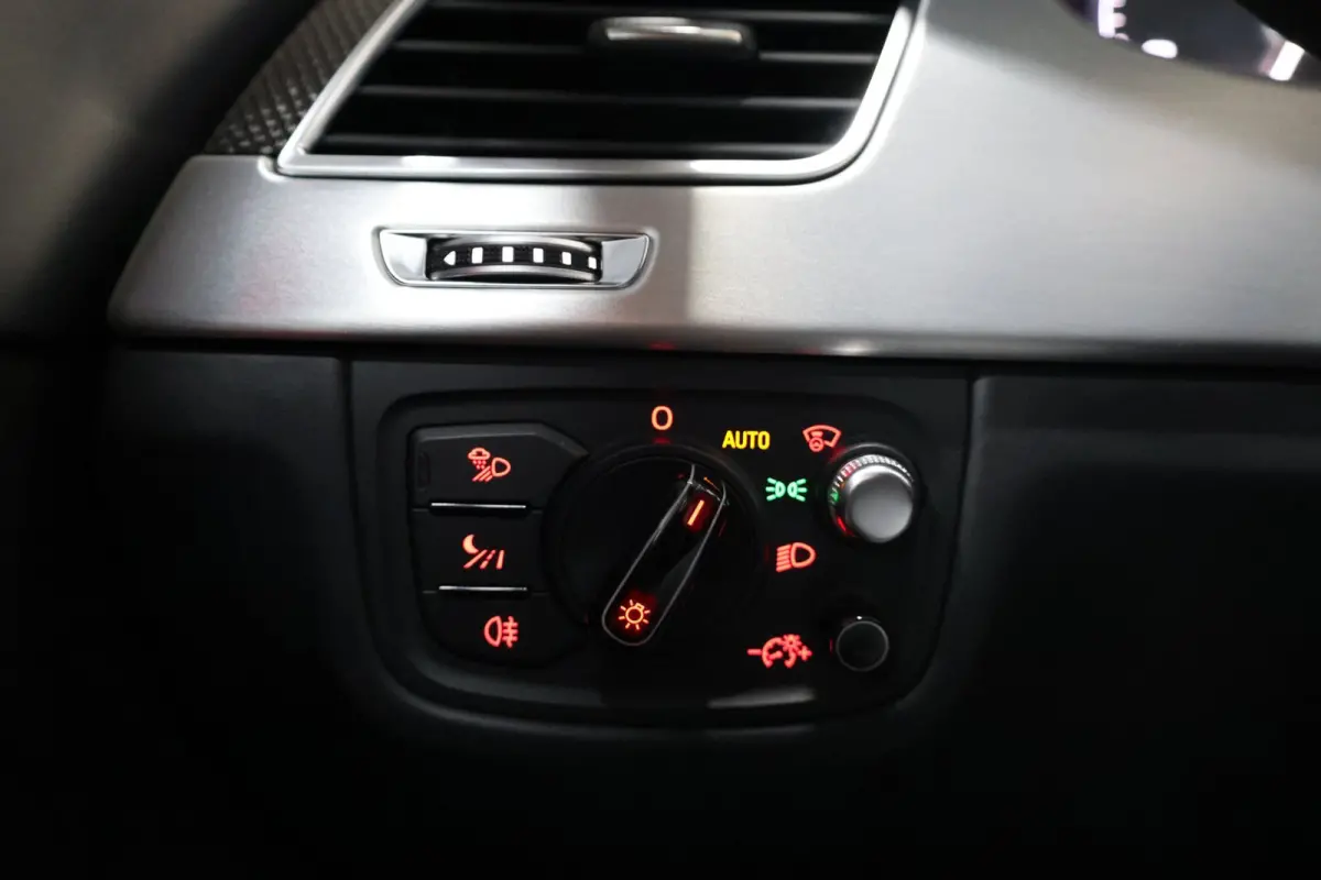 4.0 TFSI quattro KERAMISCH/NACHTZICHT/LUCHTV/SOFTCLOSE/DAK/LEER+S.VERKOELING+MASSAGE/21"LMV/360/ACC/ECC/12 MND GARANTIE!