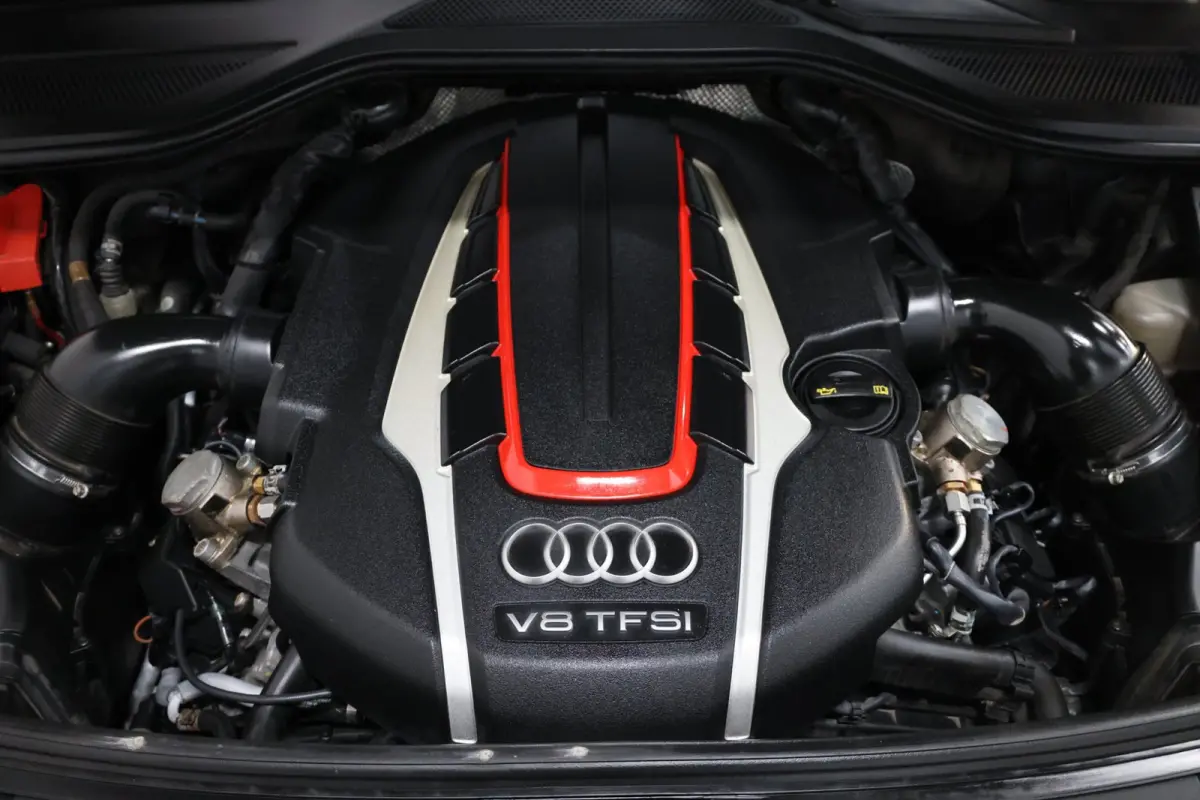 4.0 TFSI quattro KERAMISCH/NACHTZICHT/LUCHTV/SOFTCLOSE/DAK/LEER+S.VERKOELING+MASSAGE/21"LMV/360/ACC/ECC/12 MND GARANTIE!