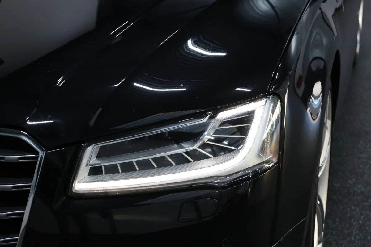 4.0 TFSI quattro KERAMISCH/NACHTZICHT/LUCHTV/SOFTCLOSE/DAK/LEER+S.VERKOELING+MASSAGE/21"LMV/360/ACC/ECC/12 MND GARANTIE!