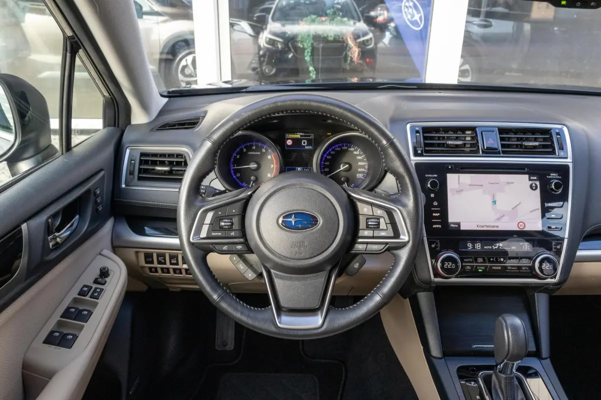 2.5 CVT Premium | Eyesight | Navigatie | Trekhaak |