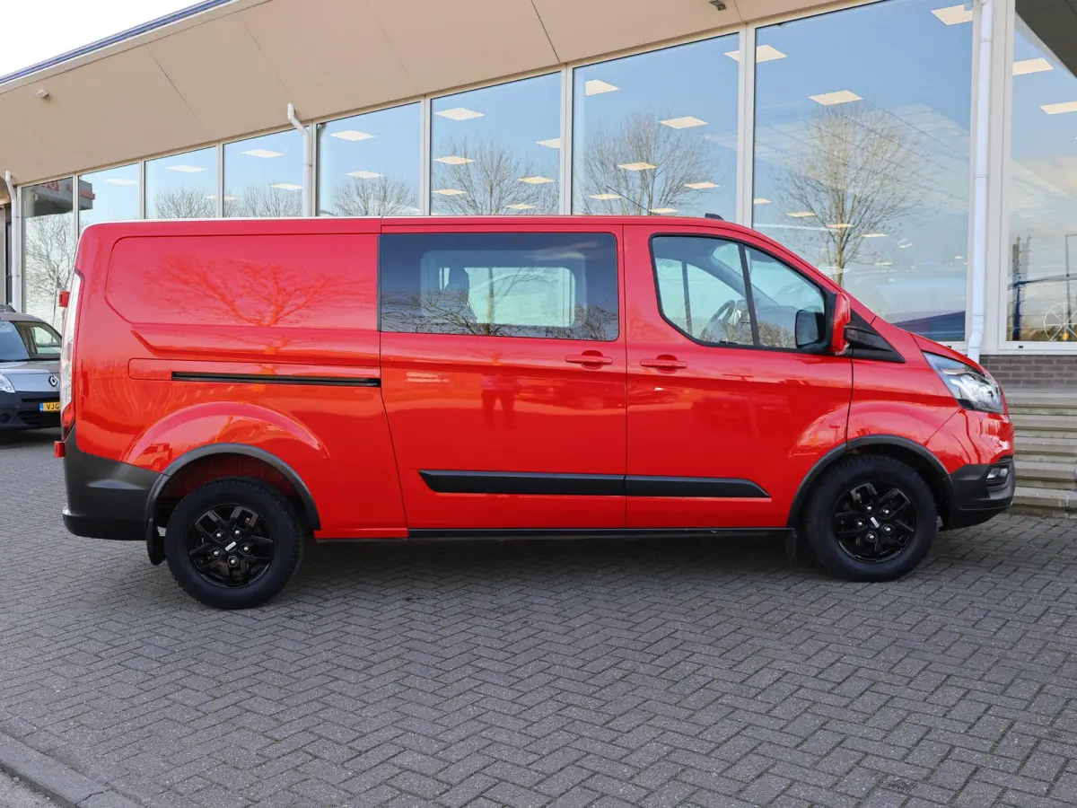320 2.0 TDCI 130 PK TRAIL DUBBEL CABINE L2H1 6-PERS. + LEDER | RAPTOR GRILLE | CARPLAY | CAMERA | LMV