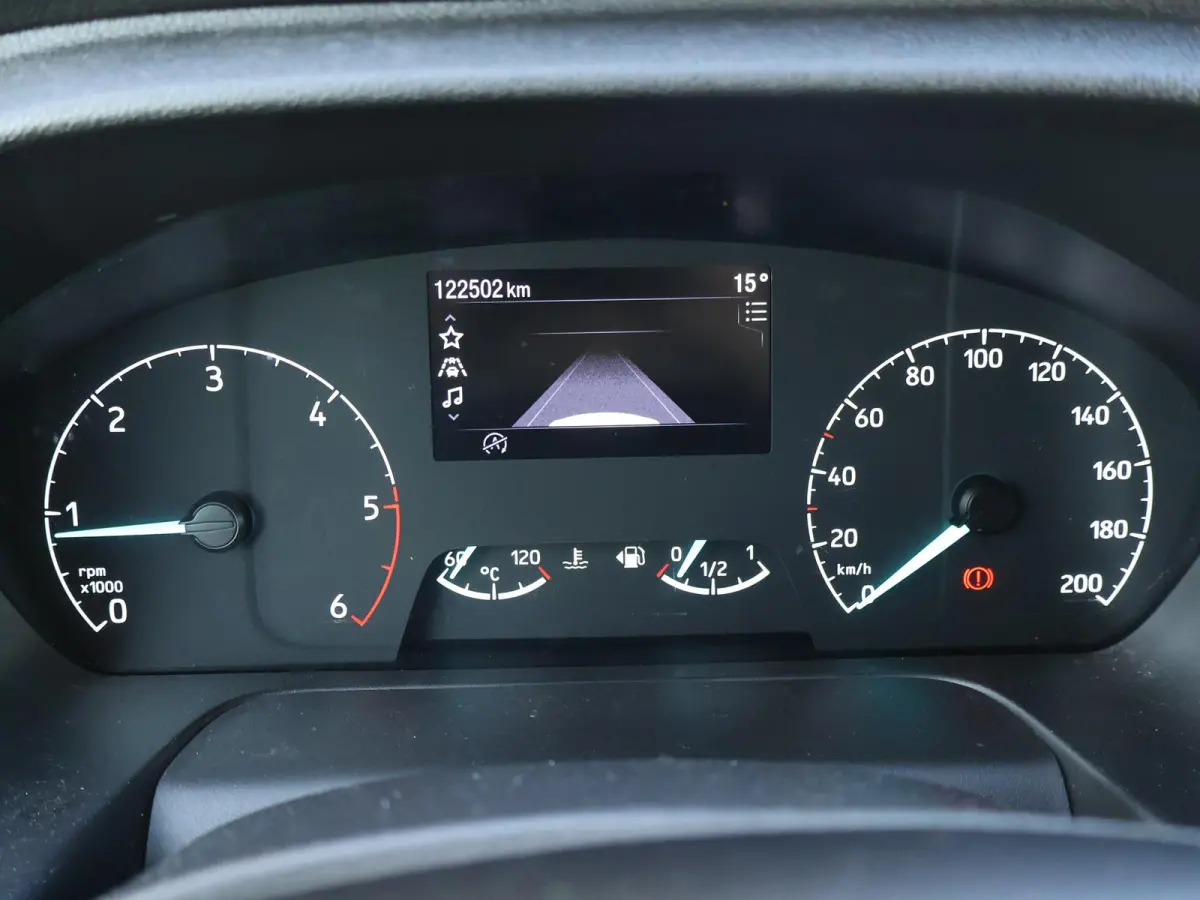 320 2.0 TDCI 130 PK TRAIL DUBBEL CABINE L2H1 6-PERS. + LEDER | RAPTOR GRILLE | CARPLAY | CAMERA | LMV
