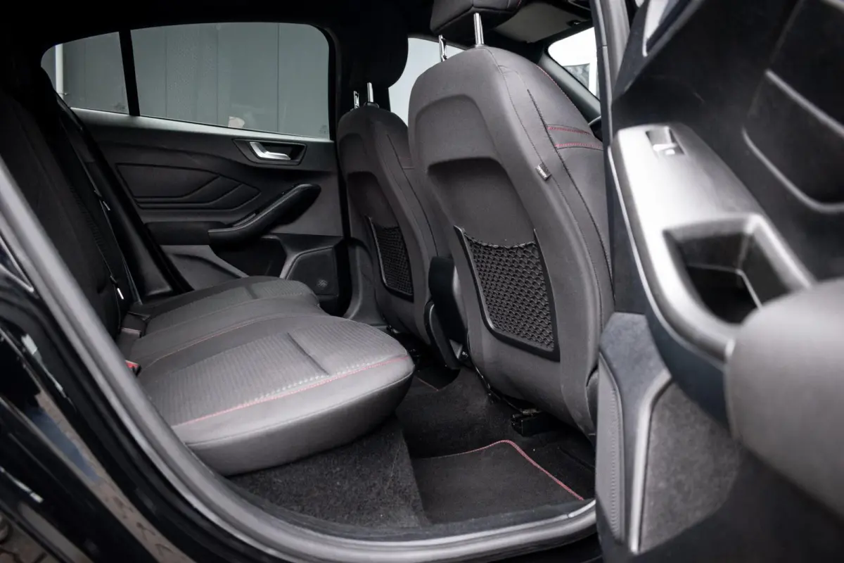 1.0 EcoBoost Hybrid ST Line X|CAMERA|CLIMATE|NAVI|CARPLAY|PDC