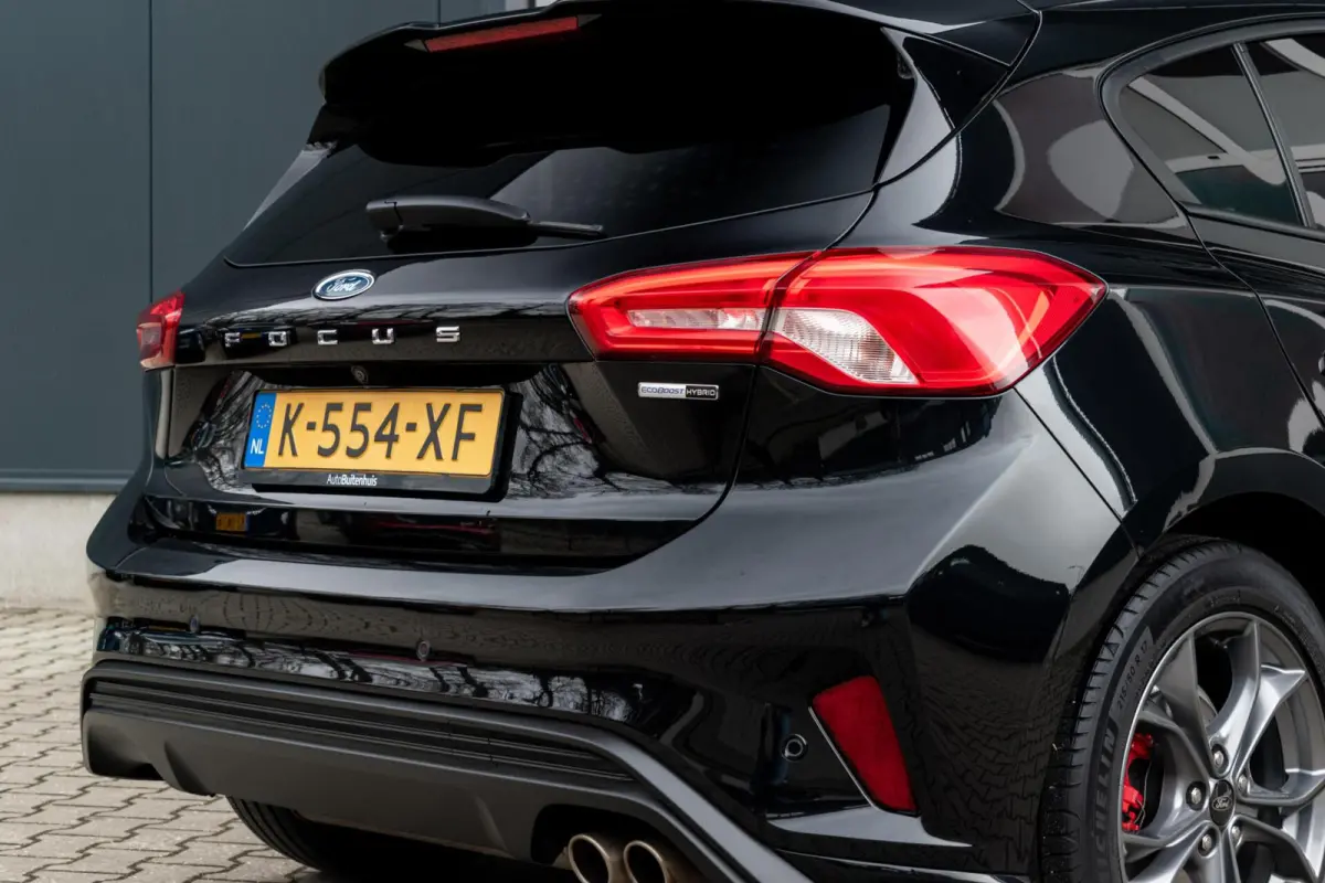 1.0 EcoBoost Hybrid ST Line X|CAMERA|CLIMATE|NAVI|CARPLAY|PDC