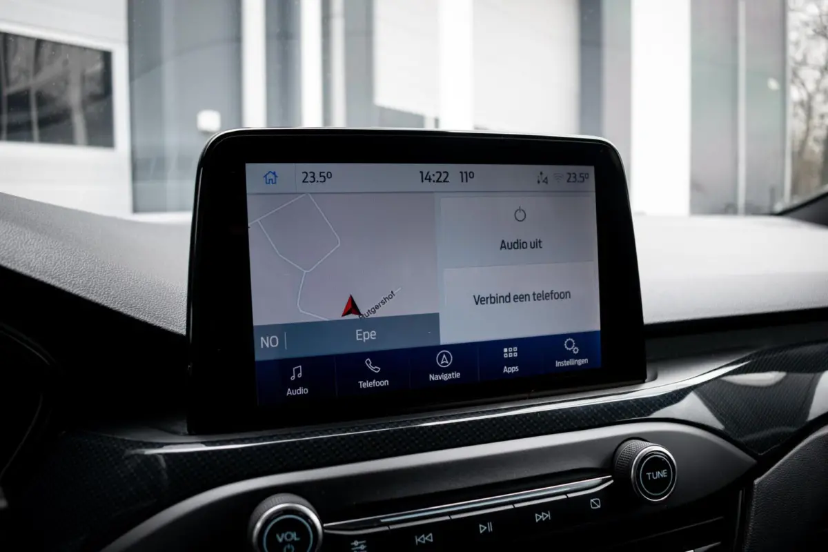 1.0 EcoBoost Hybrid ST Line X|CAMERA|CLIMATE|NAVI|CARPLAY|PDC