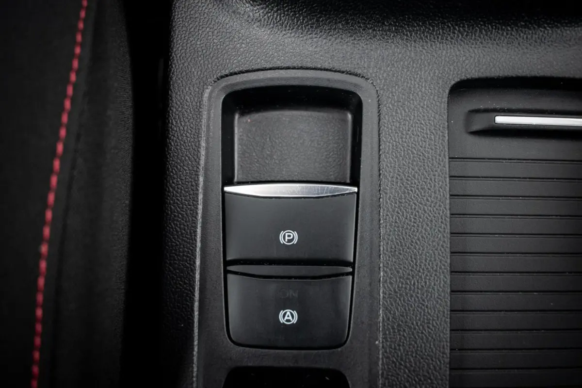 1.0 EcoBoost Hybrid ST Line X|CAMERA|CLIMATE|NAVI|CARPLAY|PDC