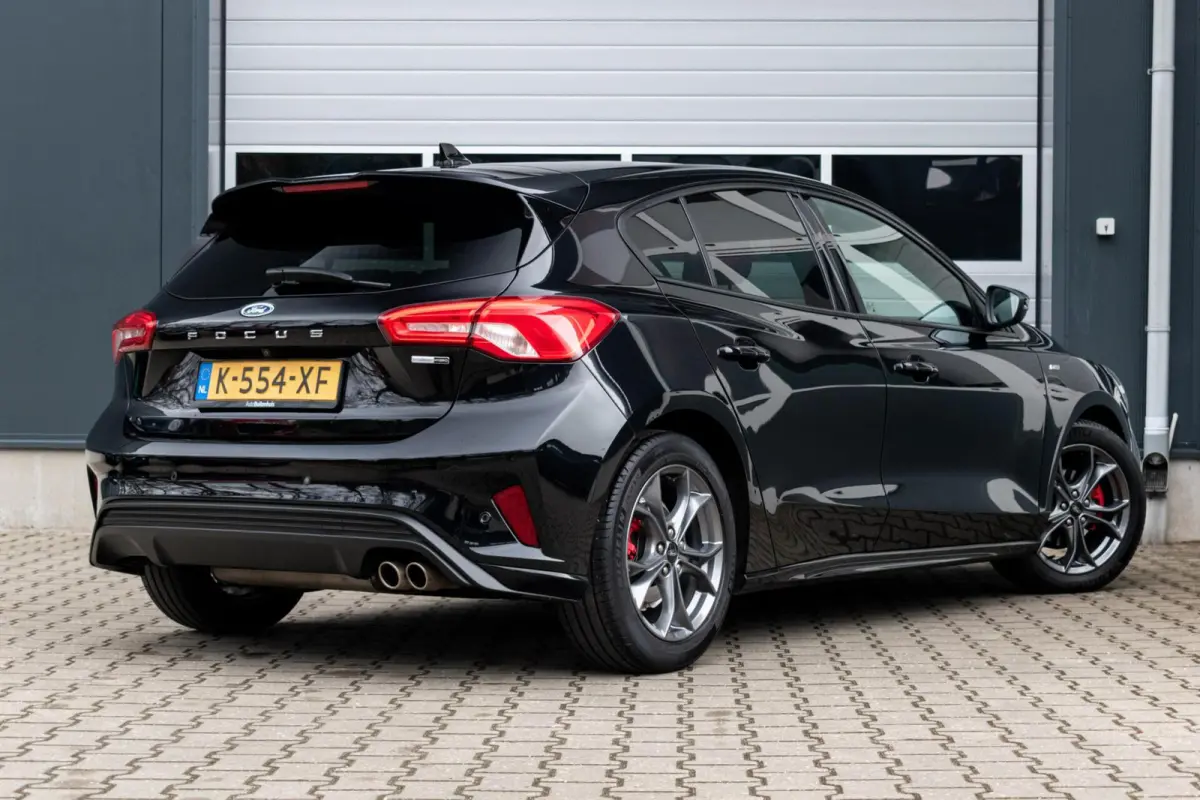 1.0 EcoBoost Hybrid ST Line X |INCL. ONDERHOUD|CAMERA|CLIMATE|NAVI|CARPLAY|PDC