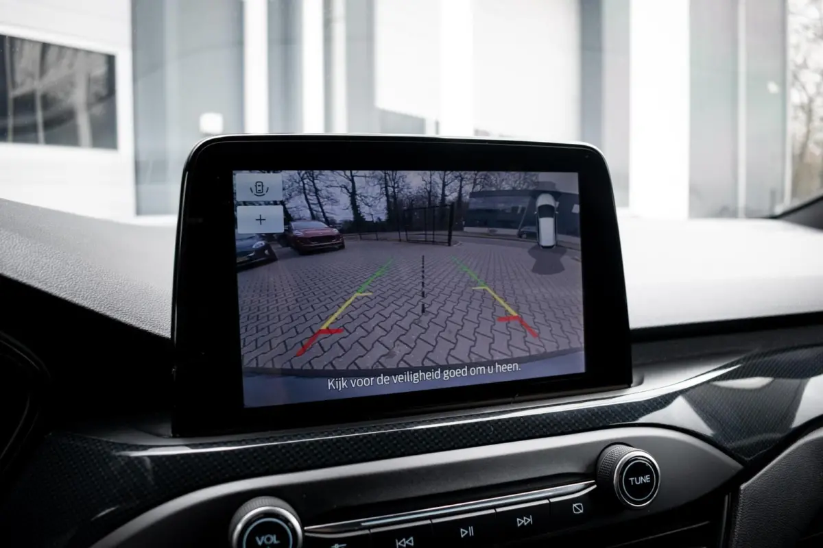 1.0 EcoBoost Hybrid ST Line X|CAMERA|CLIMATE|NAVI|CARPLAY|PDC