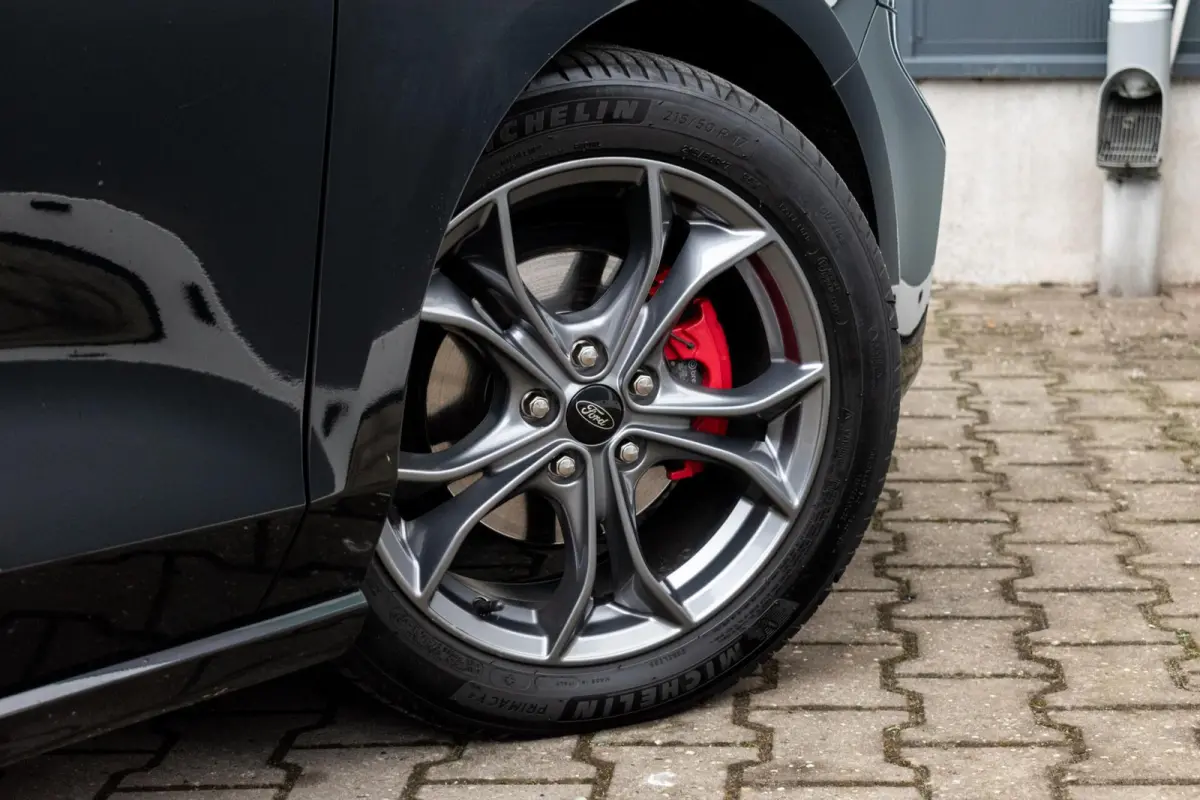 1.0 EcoBoost Hybrid ST Line X|CAMERA|CLIMATE|NAVI|CARPLAY|PDC