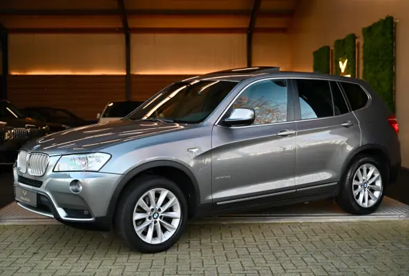 XDrive35i High Executive - Stuurverwarming - Achterbank Verwarmd - Xenon - Keyless Entry - Panoramadak - Navigatie Prof -