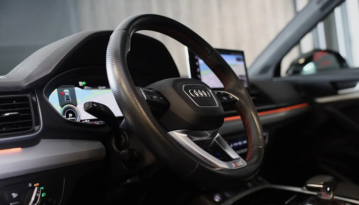 55 TFSI e Quattro SQ5 Look / Massage / 360 Camera / B & O / Lane Assist / Virtual Cockpit / Open Pano / Led / 22 Inch