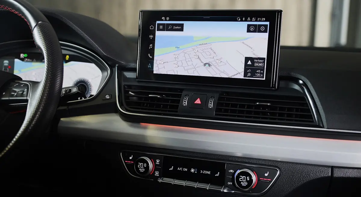 55 TFSI e Quattro SQ5 Look / Massage / 360 Camera / B & O / Lane Assist / Virtual Cockpit / Open Pano / Led / 22 Inch