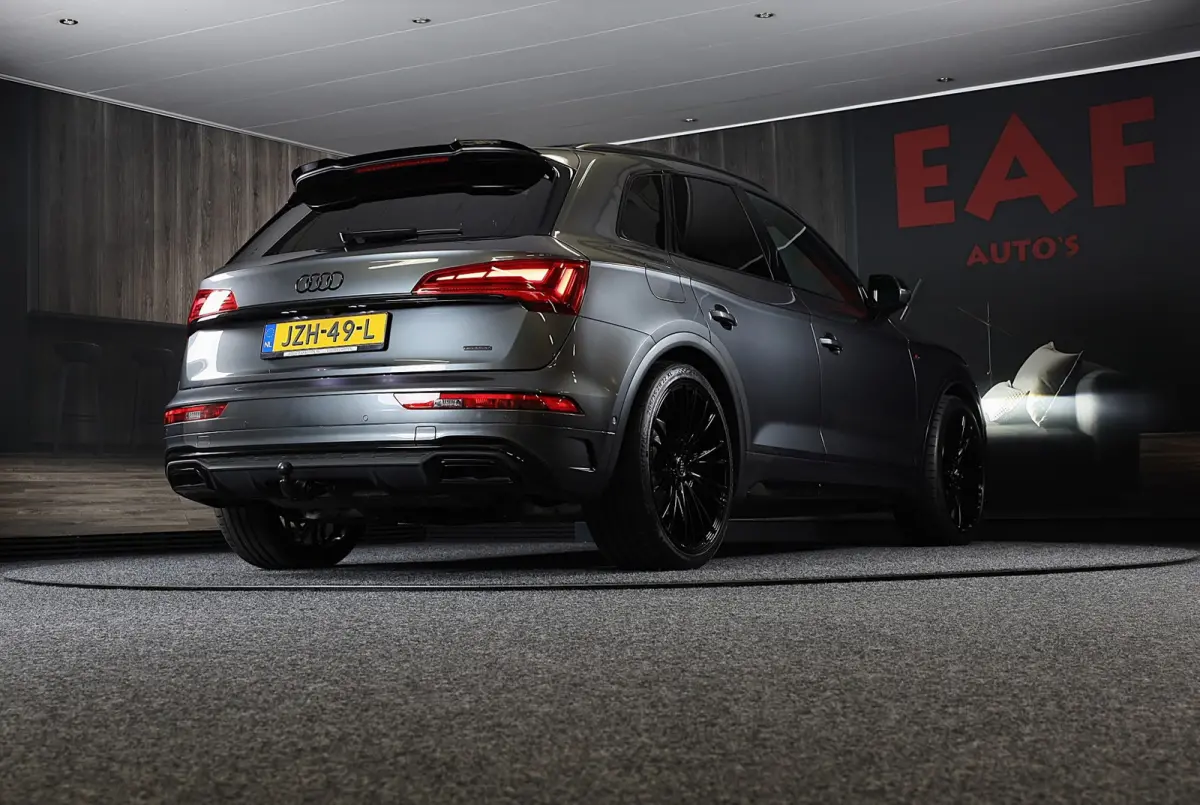 55 TFSI e Quattro SQ5 Look / Massage / 360 Camera / B & O / Lane Assist / Virtual Cockpit / Open Pano / Led / 22 Inch