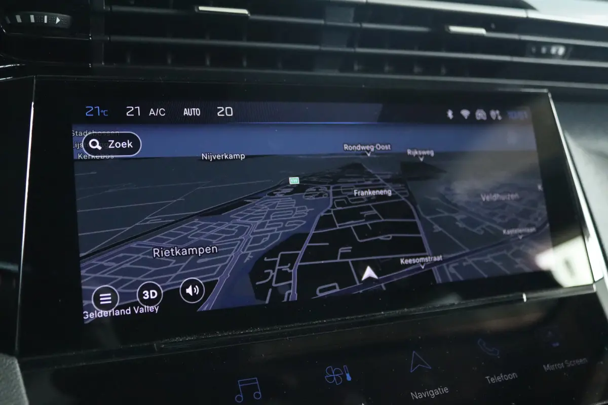 1.2 Hybrid 145 e-DCS6 Allure | Adapt. Cruise | 360 Camera | Navi | Carplay | LMV | LED | PDC | Climate