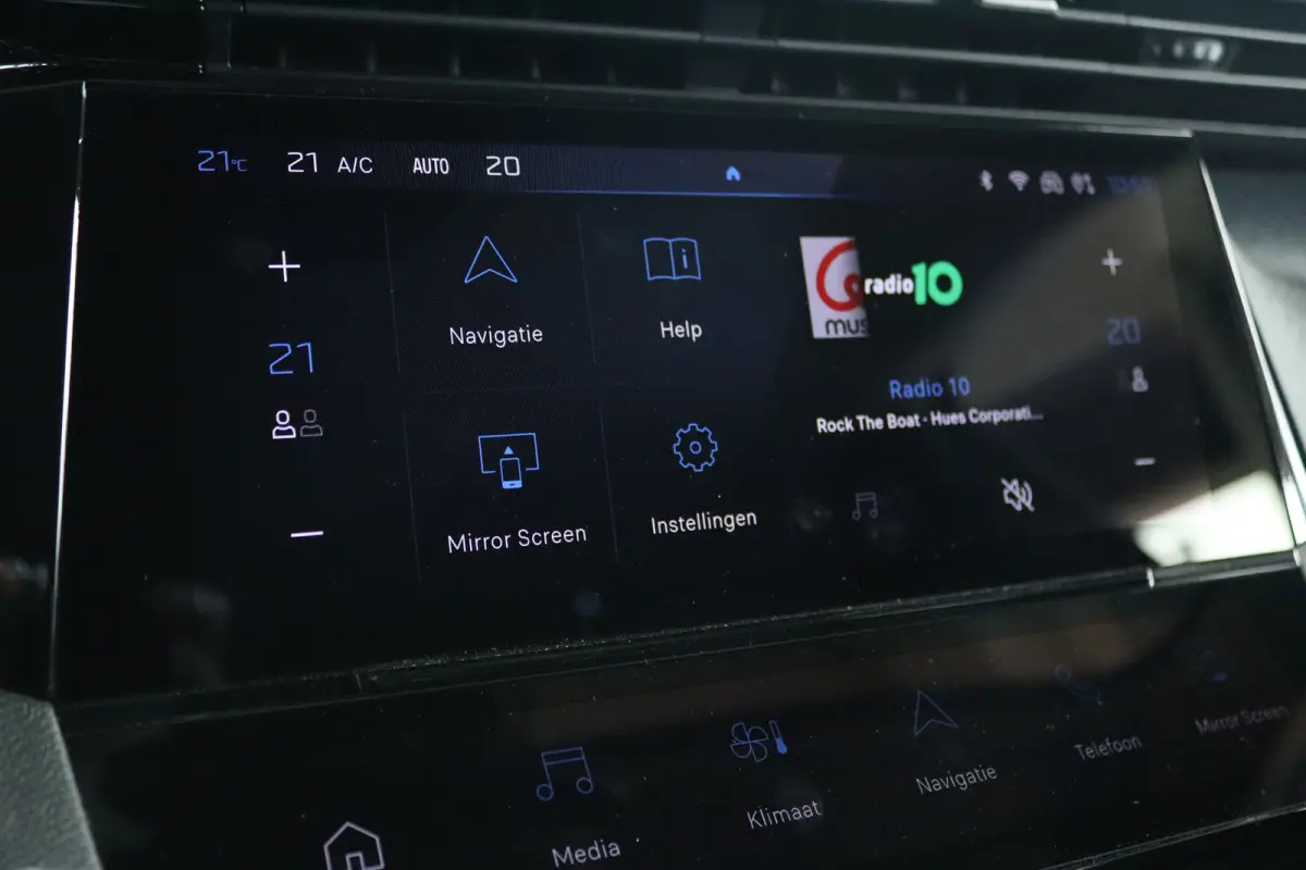 1.2 Hybrid 145 e-DCS6 Allure | Adapt. Cruise | 360 Camera | Navi | Carplay | LMV | LED | PDC | Climate