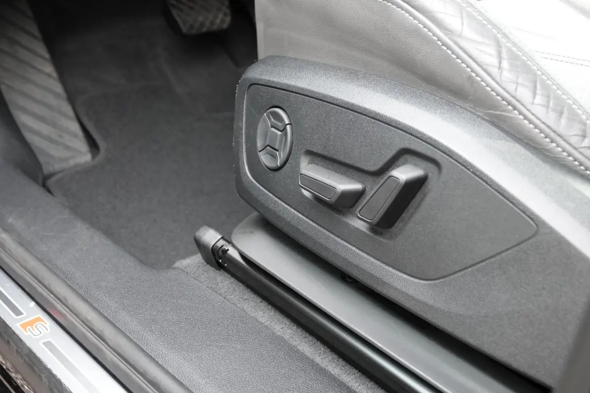 40 TFSI Quattro S-Line PANO STANDKACHEL CAMERA B&O