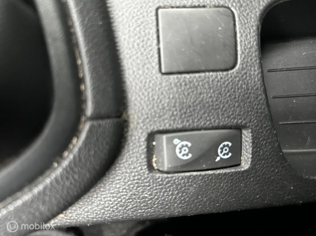 0.9 TCe Limited * AIRCO *