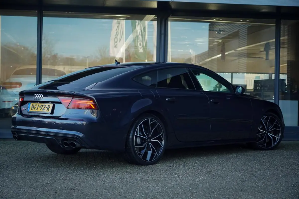 4.0 TFSI S7 quattro Pro Line Plus / Luchtvering / RS Stoelen