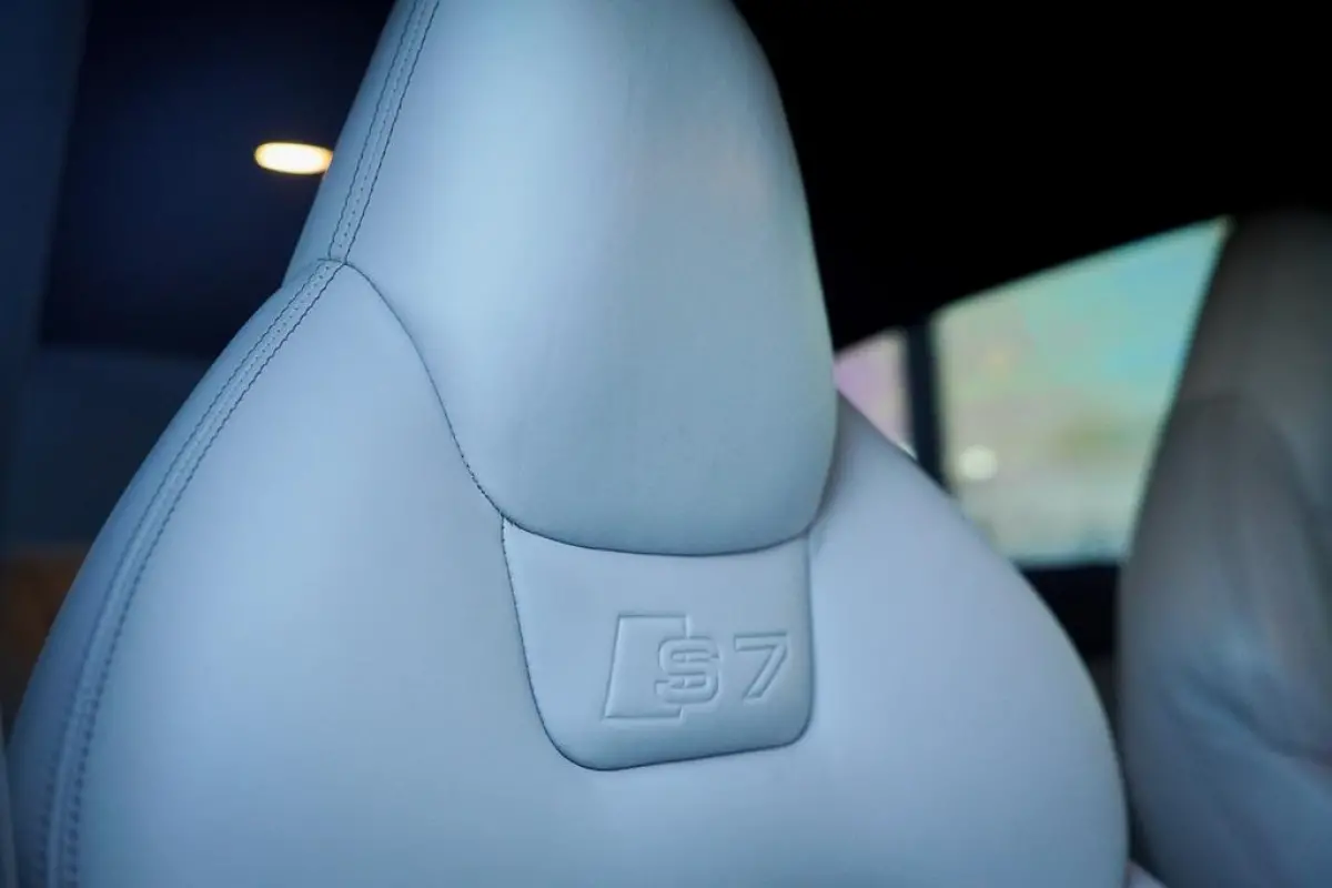 4.0 TFSI S7 quattro Pro Line Plus / Luchtvering / RS Stoelen
