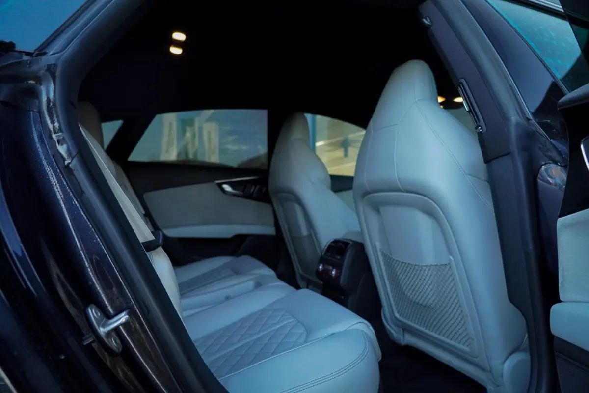 4.0 TFSI S7 quattro Pro Line Plus / Luchtvering / RS Stoelen
