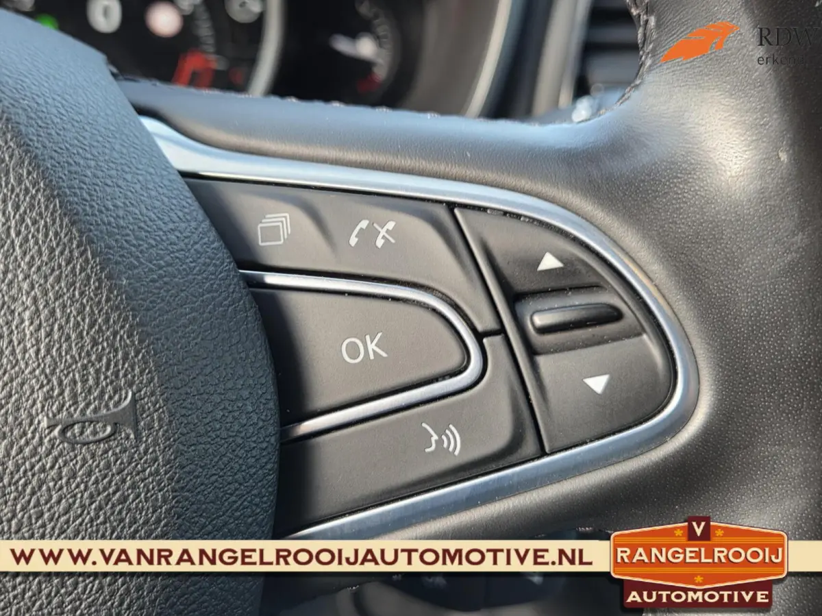 1.3 TCe 160 Bose, ACC, HUD, LED kopl., Bose audio