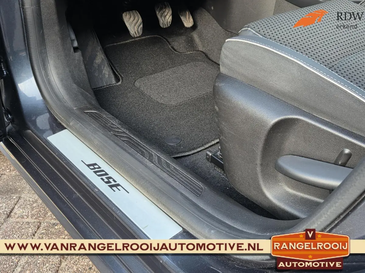 1.3 TCe 160 Bose, ACC, HUD, LED kopl., Bose audio