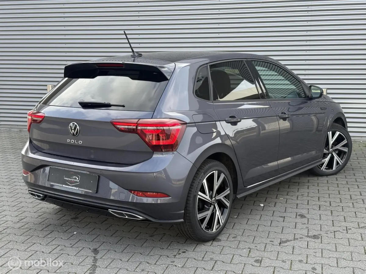 1.0 TSI R-Line Edition INCL BTW!!