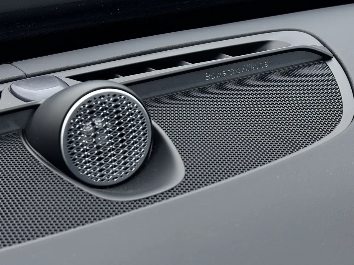 2.0 T8 Ultra Dark | Pano | Trekhaak | Bowers&Wilkins | Memory | 360 camera | Head Up | Plug-in hybrid AWD