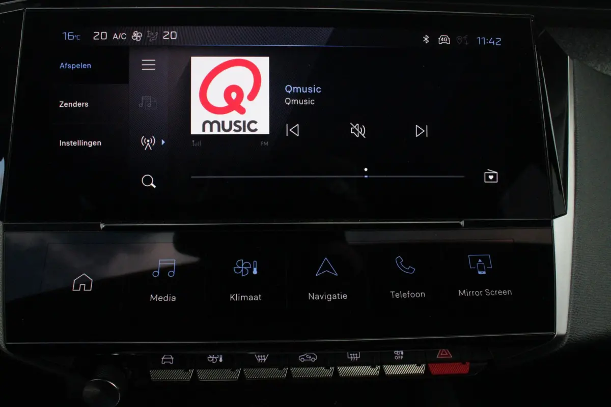 1.2 Hybrid 145PK ALLURE | ACHTERUITRIJ CAMERA | KEYLESS ENTRY/START | DRAADLOOS APPLE CARPLAY/ANDROID AUTO | DRAADLOOS TELEFOONLADEN | DAB+ RADIO | NAVIGATIE | ADAPTIVE CRUISE CONTROL | 19" 